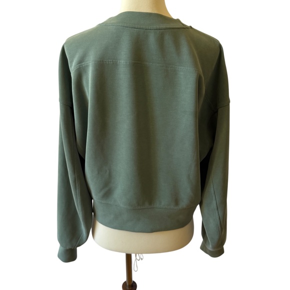 LULULEMON SOFTSTREME PERFECTLY OVERSIZED CROPPED CREW IN MED FOREST ATHLEISURE 4 - Picture 4 of 11